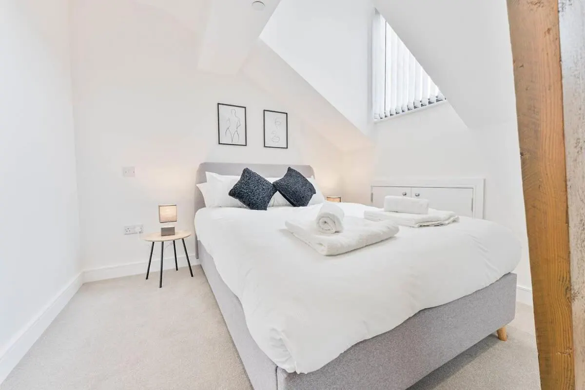 Modern 2 Bedroom Apartment In Central Nottingham